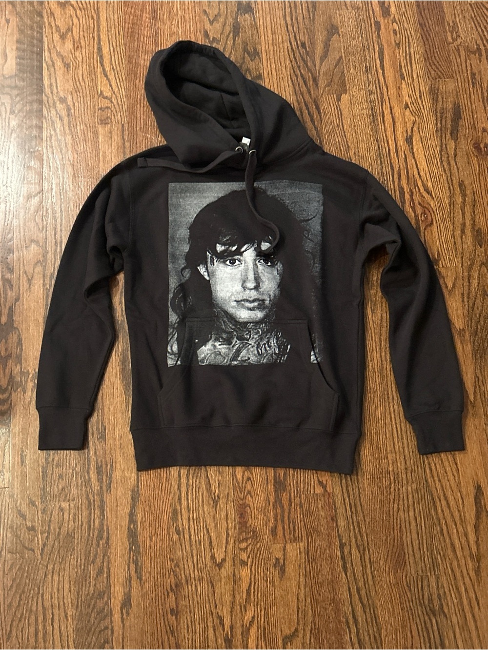 NWOT Ronnie Radke Falling in Reverse Pullover Hoodie size Small